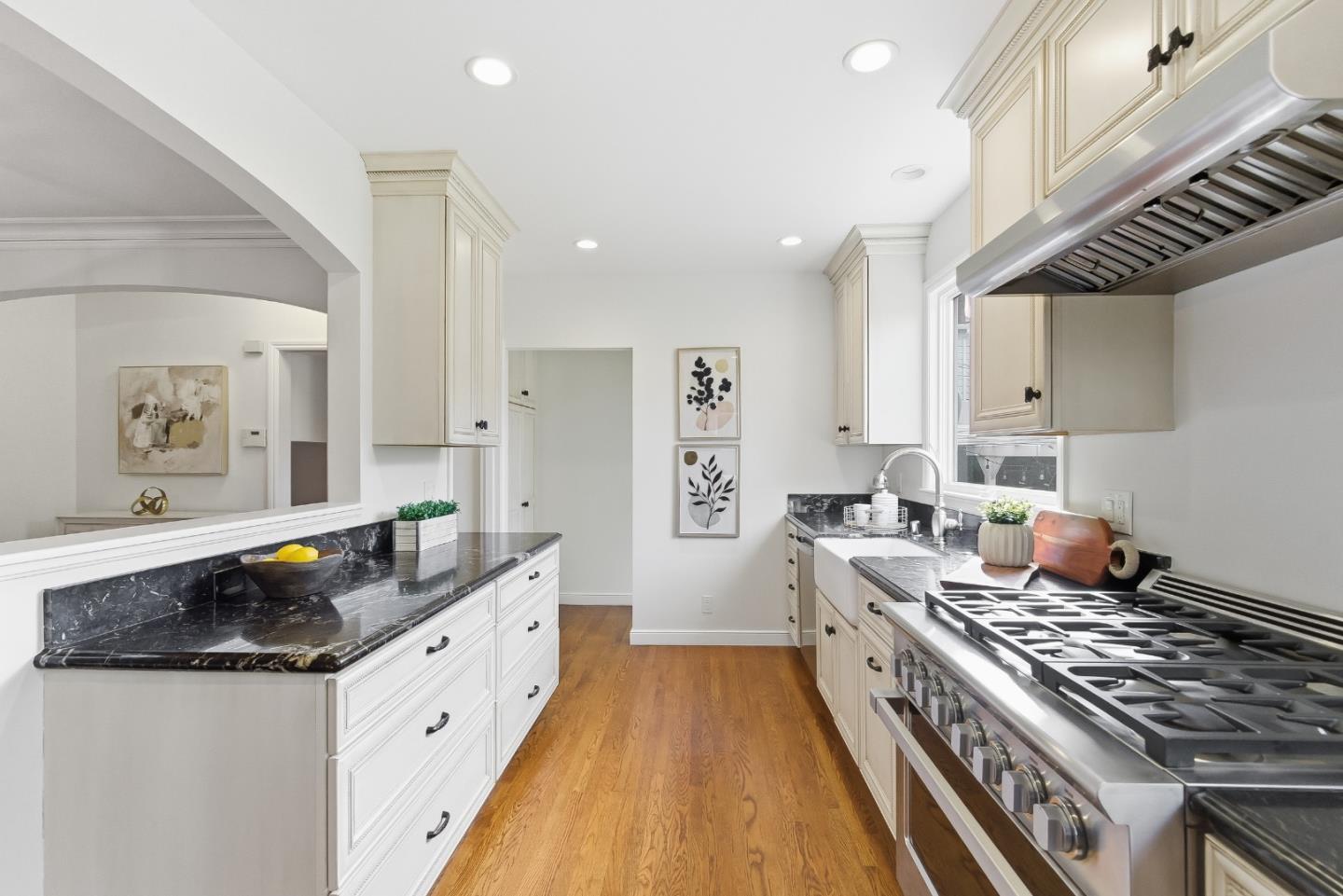 Detail Gallery Image 46 of 63 For 479 Marin Dr, Burlingame,  CA 94010 - 2 Beds | 2 Baths