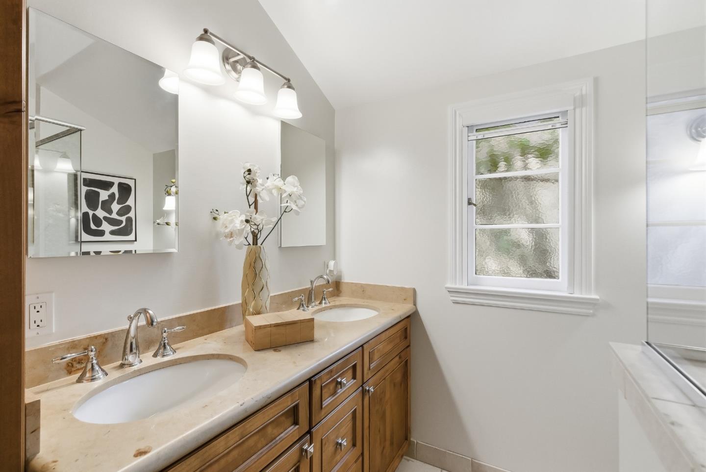 Detail Gallery Image 47 of 63 For 479 Marin Dr, Burlingame,  CA 94010 - 2 Beds | 2 Baths