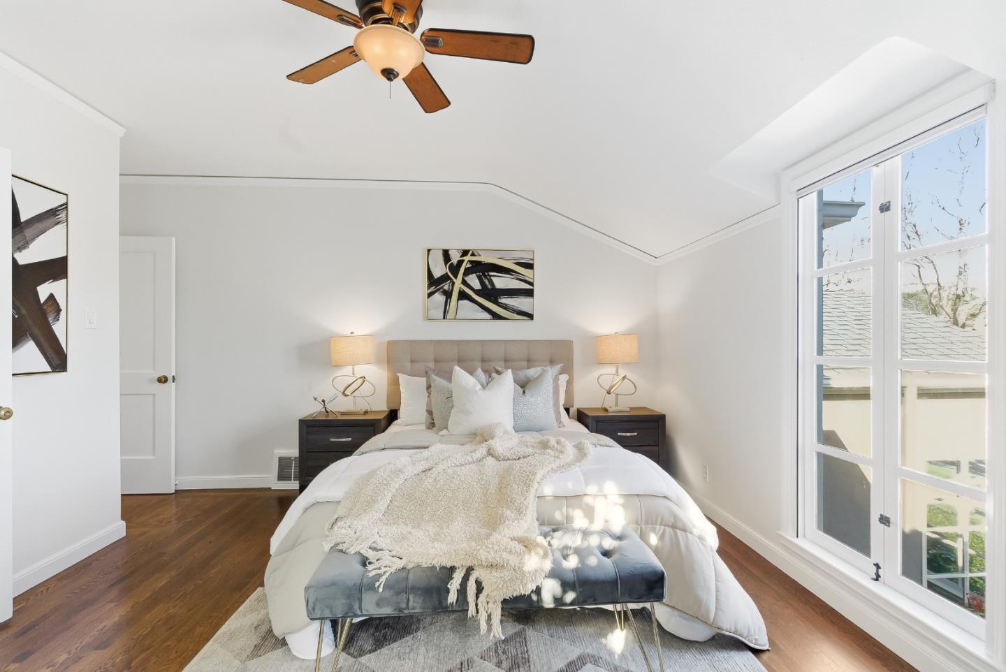 Detail Gallery Image 57 of 63 For 479 Marin Dr, Burlingame,  CA 94010 - 2 Beds | 2 Baths