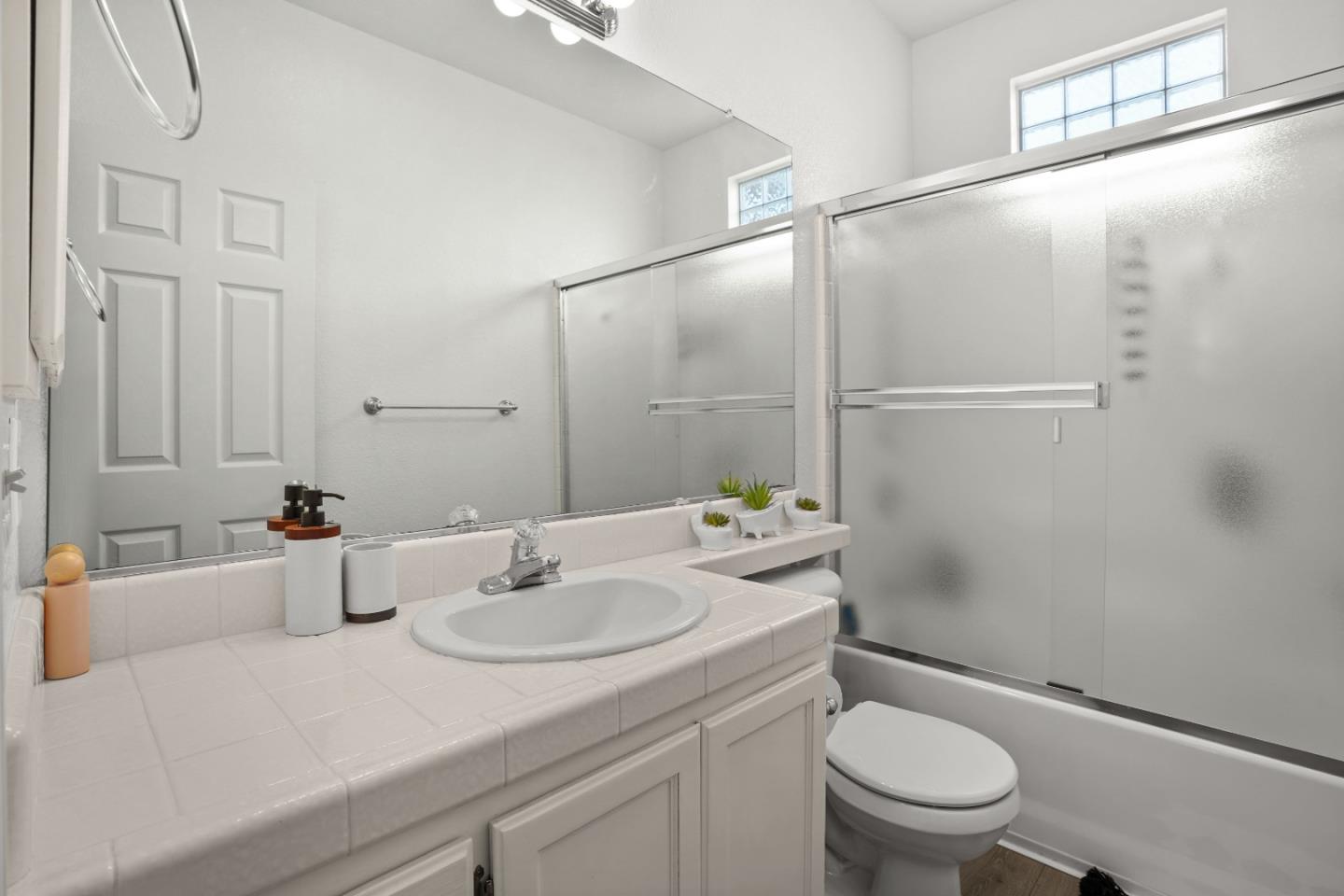 Detail Gallery Image 22 of 44 For 2208 Curzon Dr, Modesto,  CA 95355 - 3 Beds | 2 Baths