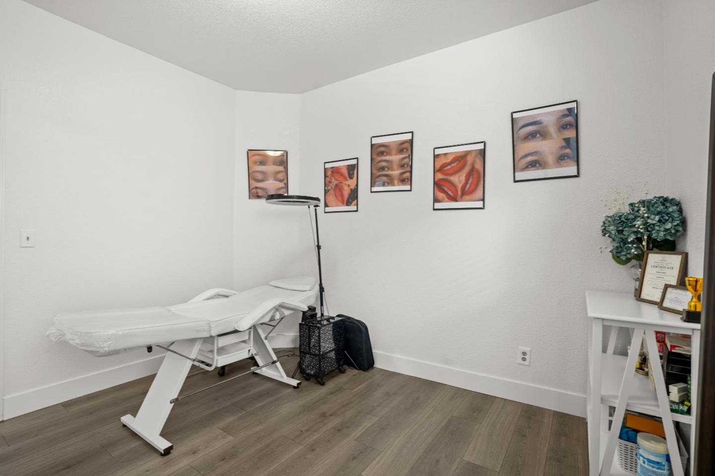 Detail Gallery Image 24 of 44 For 2208 Curzon Dr, Modesto,  CA 95355 - 3 Beds | 2 Baths