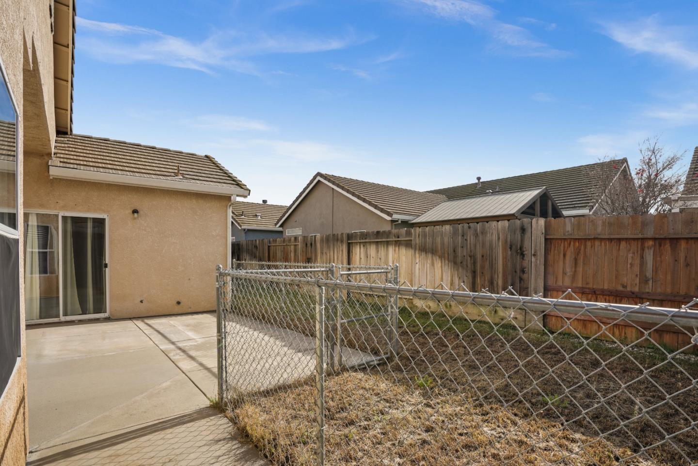 Detail Gallery Image 27 of 44 For 2208 Curzon Dr, Modesto,  CA 95355 - 3 Beds | 2 Baths