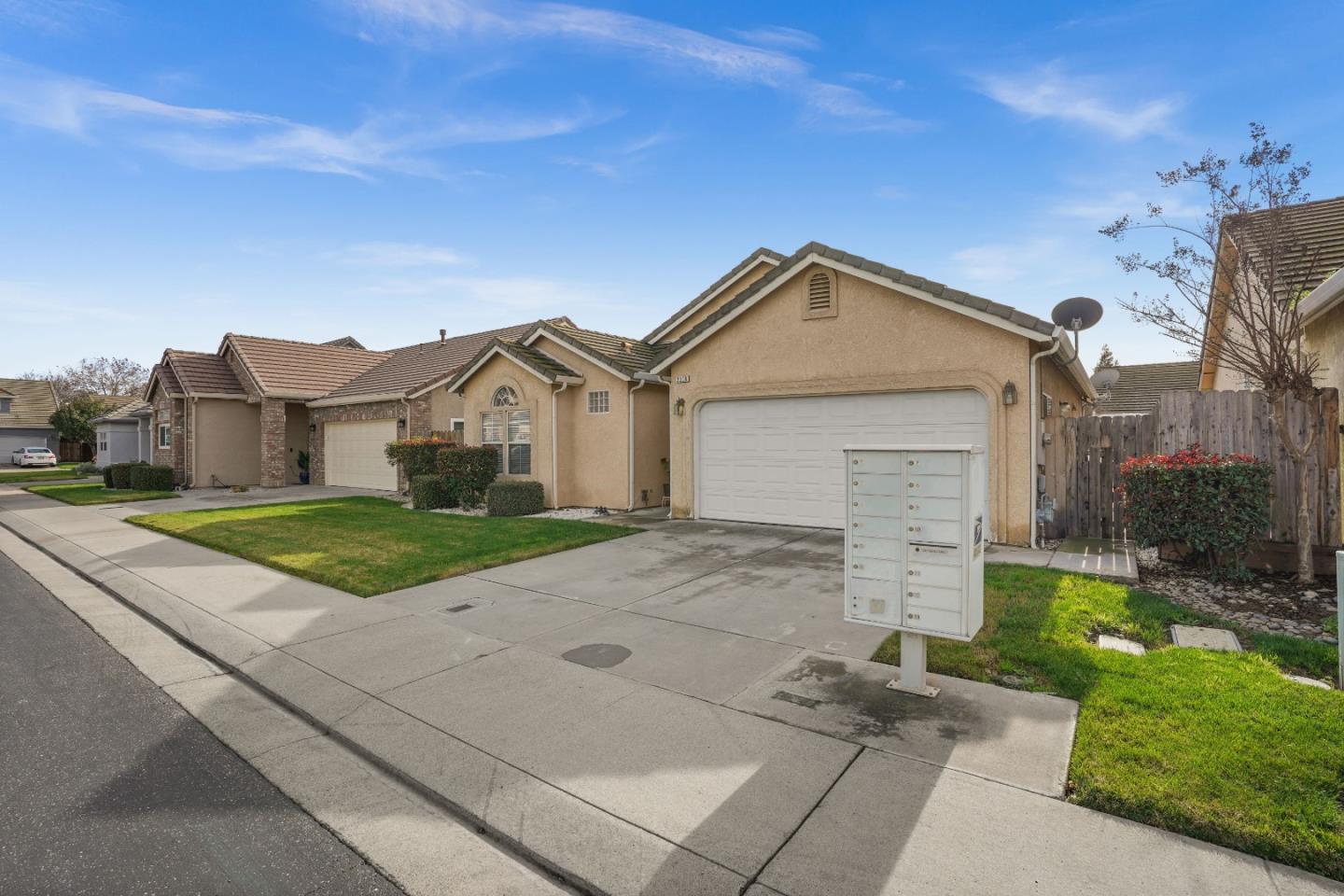 Detail Gallery Image 30 of 44 For 2208 Curzon Dr, Modesto,  CA 95355 - 3 Beds | 2 Baths