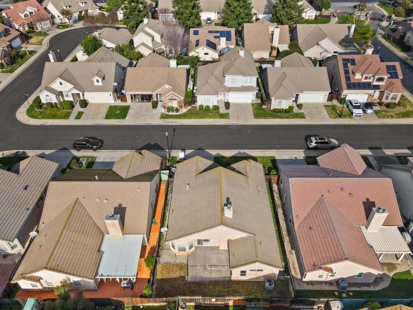 Detail Gallery Image 36 of 44 For 2208 Curzon Dr, Modesto,  CA 95355 - 3 Beds | 2 Baths