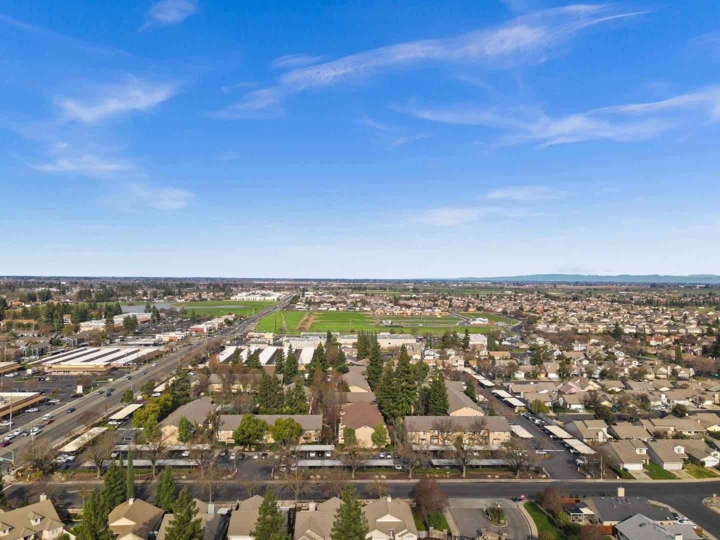 Detail Gallery Image 41 of 44 For 2208 Curzon Dr, Modesto,  CA 95355 - 3 Beds | 2 Baths