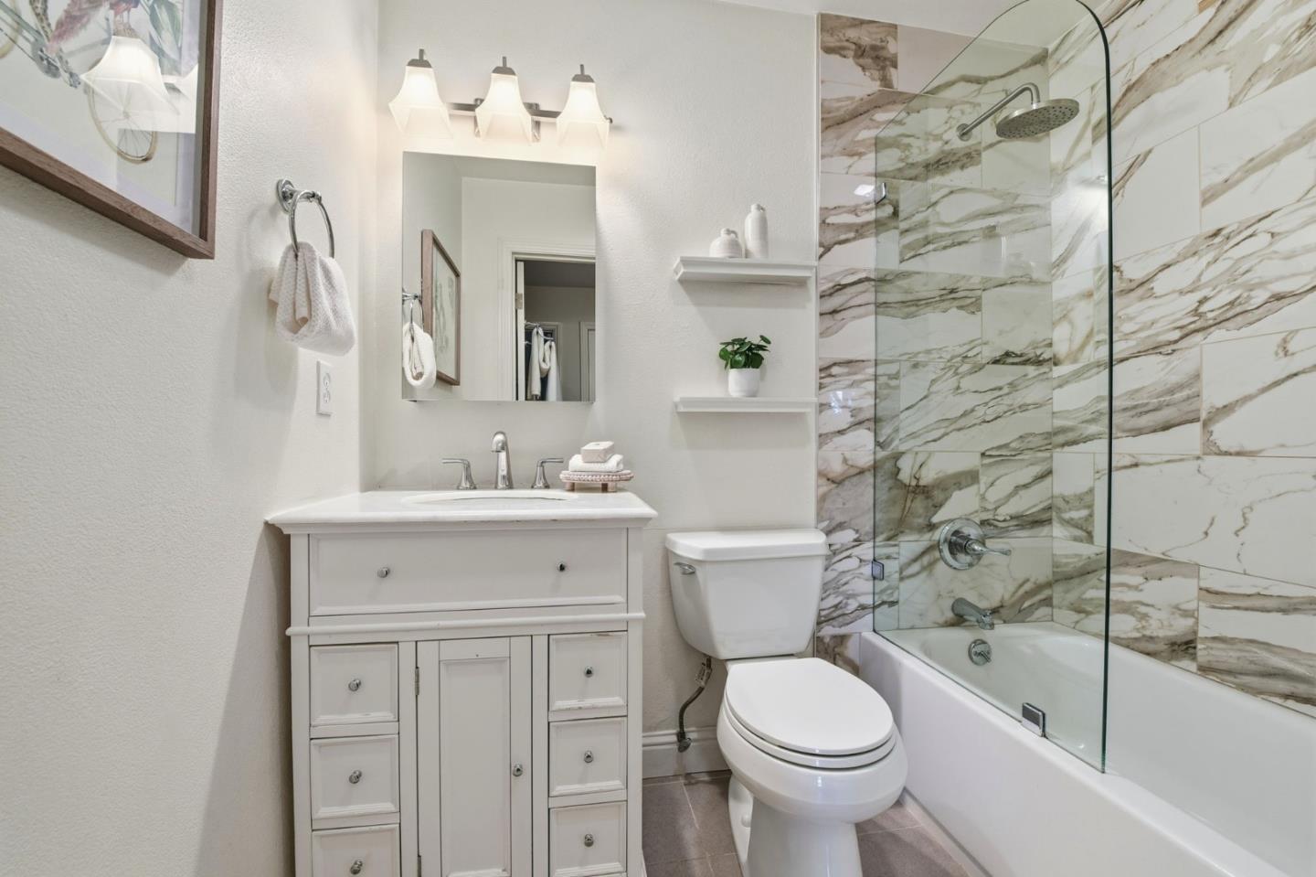 Detail Gallery Image 24 of 28 For 383 E Latimer Ave #2,  Campbell,  CA 95008 - 2 Beds | 1 Baths