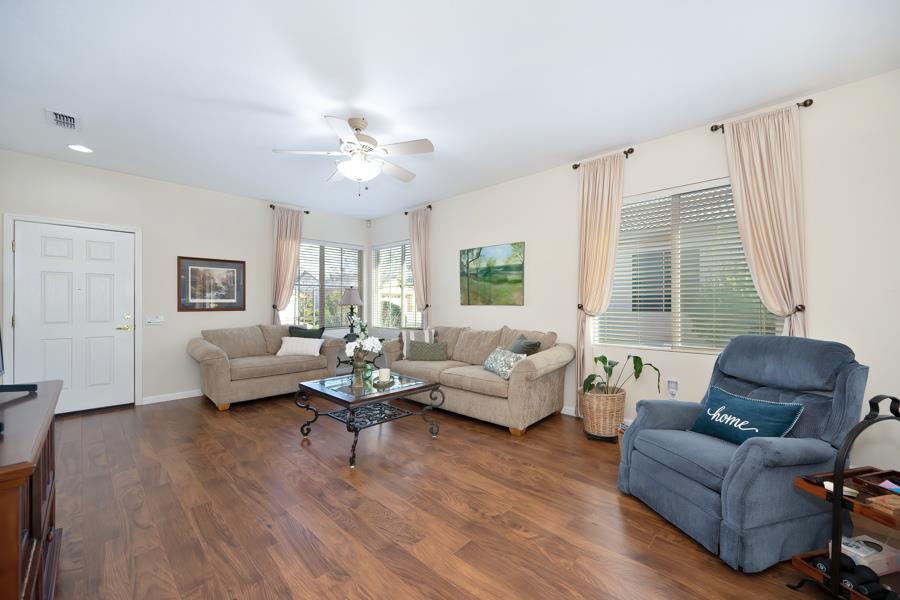 Detail Gallery Image 6 of 17 For 2435 Monument Ct, Lincoln,  CA 95648 - 2 Beds | 2 Baths