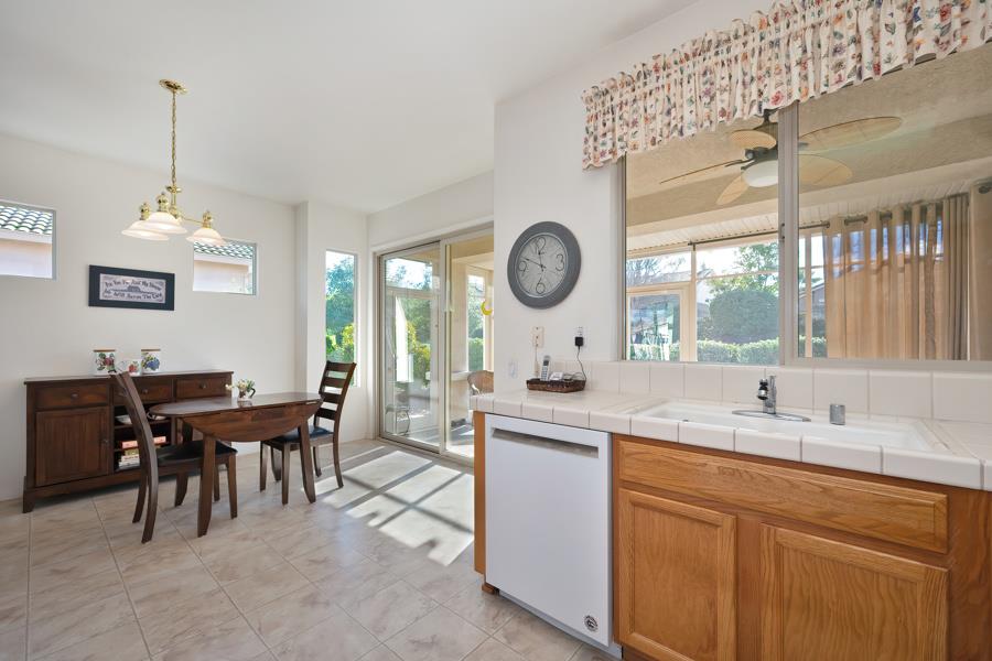 Detail Gallery Image 9 of 17 For 2435 Monument Ct, Lincoln,  CA 95648 - 2 Beds | 2 Baths