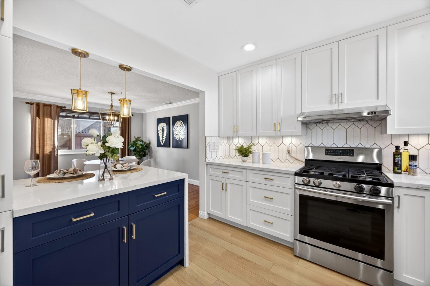 Detail Gallery Image 16 of 50 For 422 Andover Dr, Pacifica,  CA 94044 - 3 Beds | 1 Baths