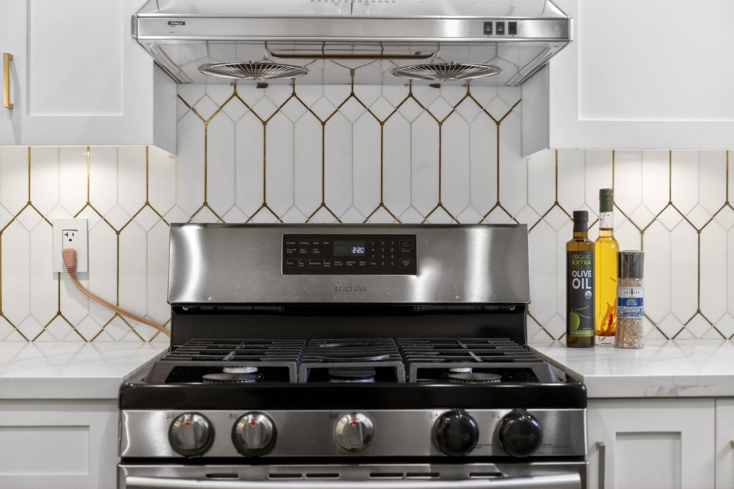 Detail Gallery Image 17 of 50 For 422 Andover Dr, Pacifica,  CA 94044 - 3 Beds | 1 Baths