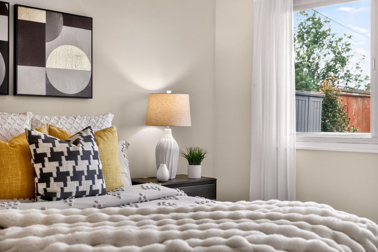 Detail Gallery Image 19 of 50 For 422 Andover Dr, Pacifica,  CA 94044 - 3 Beds | 1 Baths