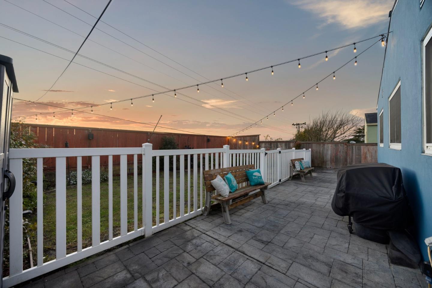 Detail Gallery Image 30 of 50 For 422 Andover Dr, Pacifica,  CA 94044 - 3 Beds | 1 Baths