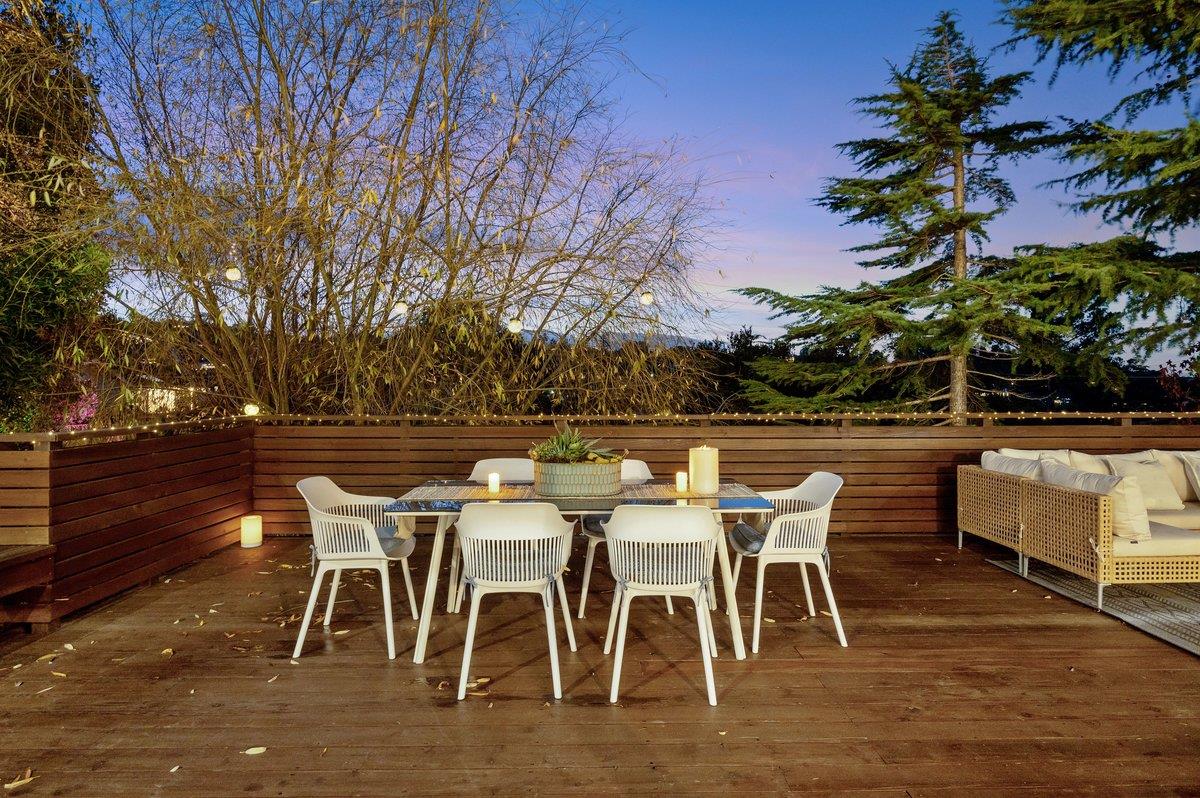 Detail Gallery Image 22 of 37 For 23 Treetop Ln, San Mateo,  CA 94402 - 5 Beds | 3 Baths