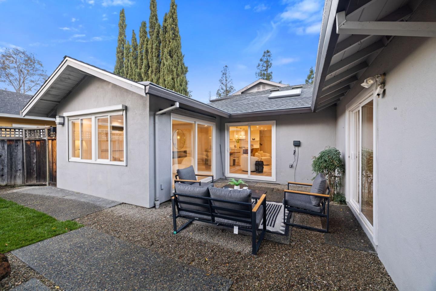 Detail Gallery Image 38 of 45 For 1218 Sanchez Way, Redwood City,  CA 94061 - 4 Beds | 3 Baths