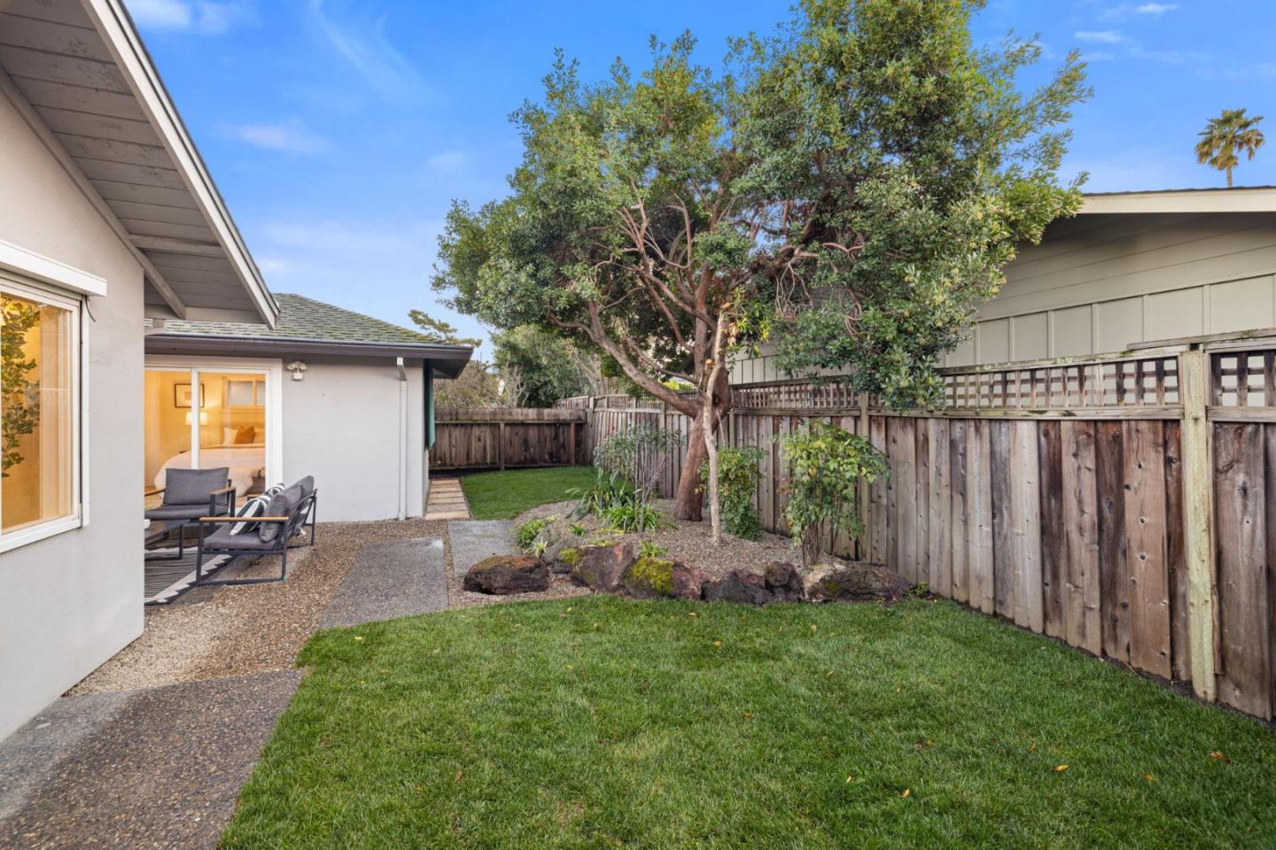 Detail Gallery Image 41 of 45 For 1218 Sanchez Way, Redwood City,  CA 94061 - 4 Beds | 3 Baths