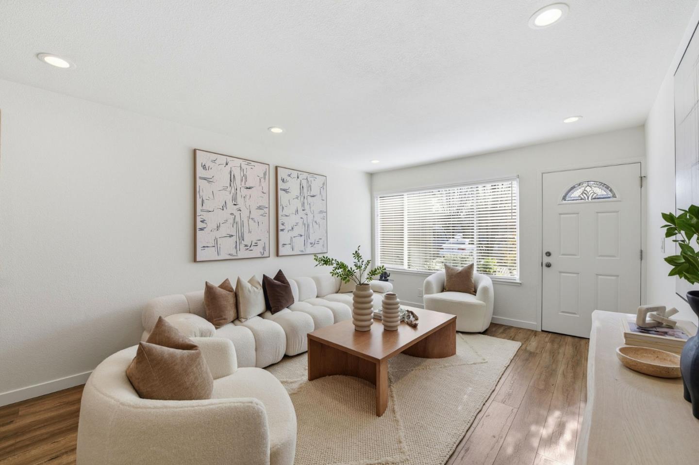 Detail Gallery Image 10 of 59 For 503 Latimer Cir, Campbell,  CA 95008 - 4 Beds | 2/1 Baths