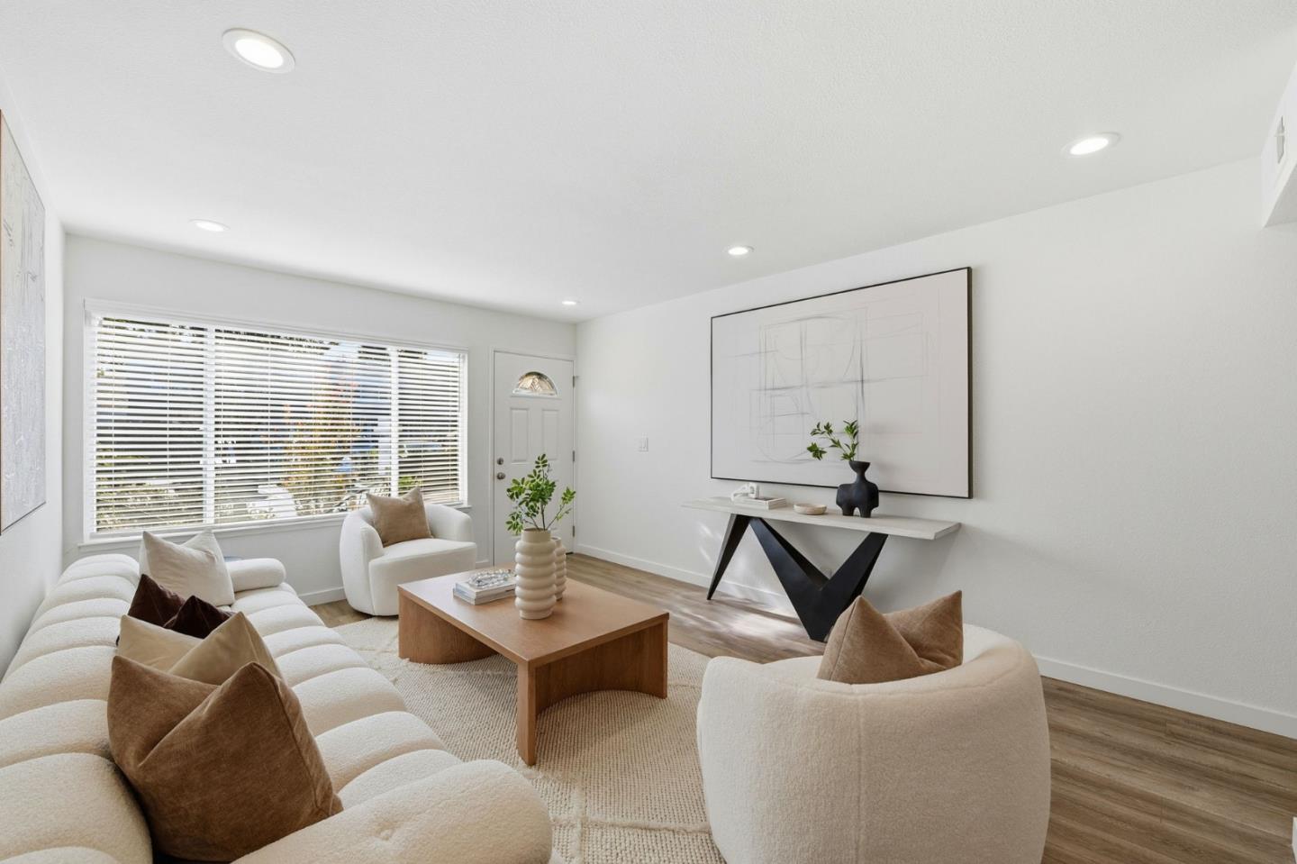 Detail Gallery Image 11 of 59 For 503 Latimer Cir, Campbell,  CA 95008 - 4 Beds | 2/1 Baths