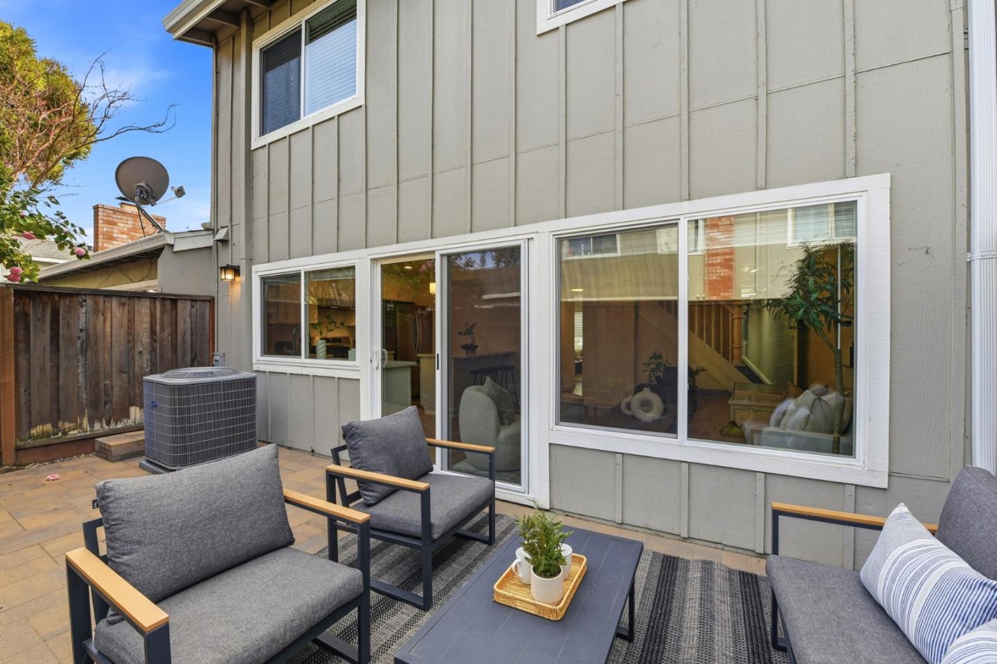 Detail Gallery Image 41 of 59 For 503 Latimer Cir, Campbell,  CA 95008 - 4 Beds | 2/1 Baths