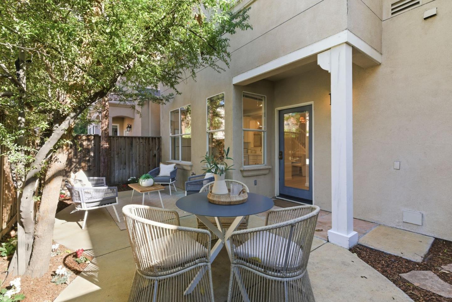 Detail Gallery Image 30 of 54 For 141 Laurel Way, Mountain View,  CA 94040 - 3 Beds | 2/1 Baths