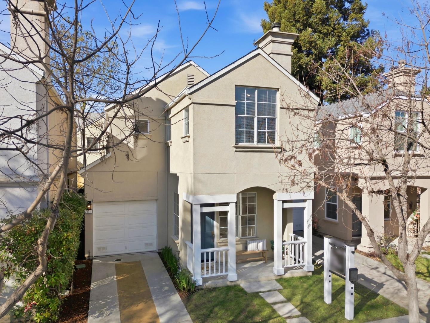 Detail Gallery Image 43 of 54 For 141 Laurel Way, Mountain View,  CA 94040 - 3 Beds | 2/1 Baths