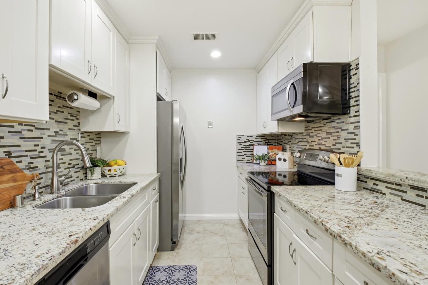 Photo #11: ML82030624 Listing: Photo #11