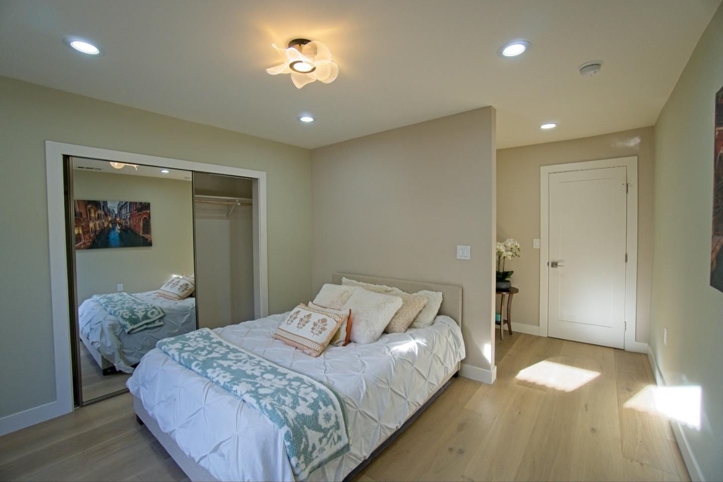 Detail Gallery Image 15 of 20 For 176 Garner Dr, Sunnyvale,  CA 94089 - 4 Beds | 3 Baths