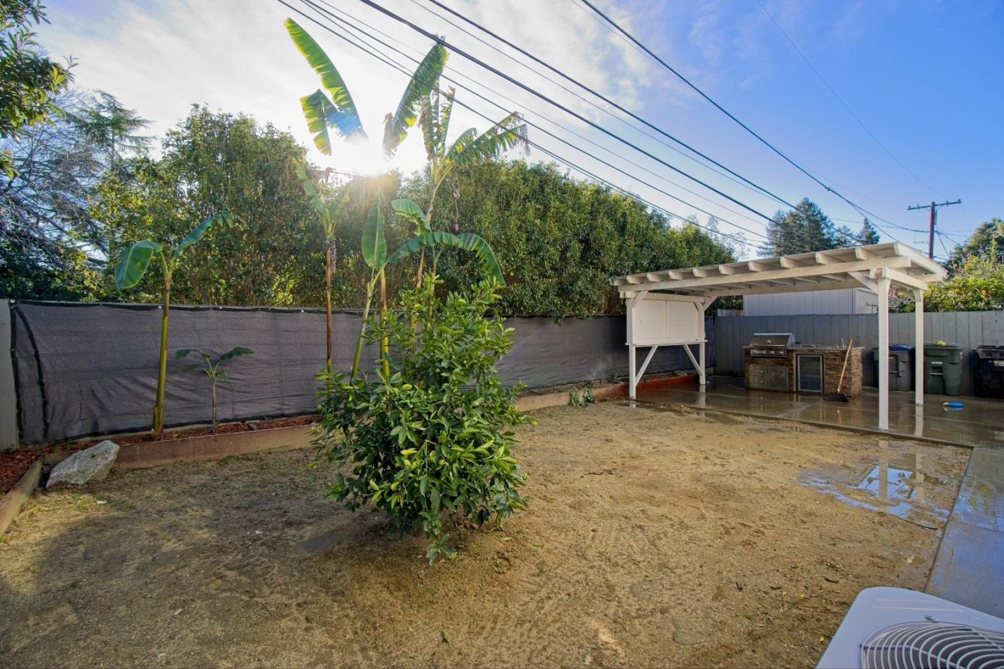 Detail Gallery Image 22 of 23 For 176 Garner Dr, Sunnyvale,  CA 94089 - 4 Beds | 3 Baths