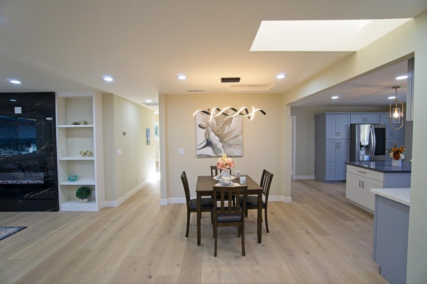 Detail Gallery Image 7 of 20 For 176 Garner Dr, Sunnyvale,  CA 94089 - 4 Beds | 3 Baths