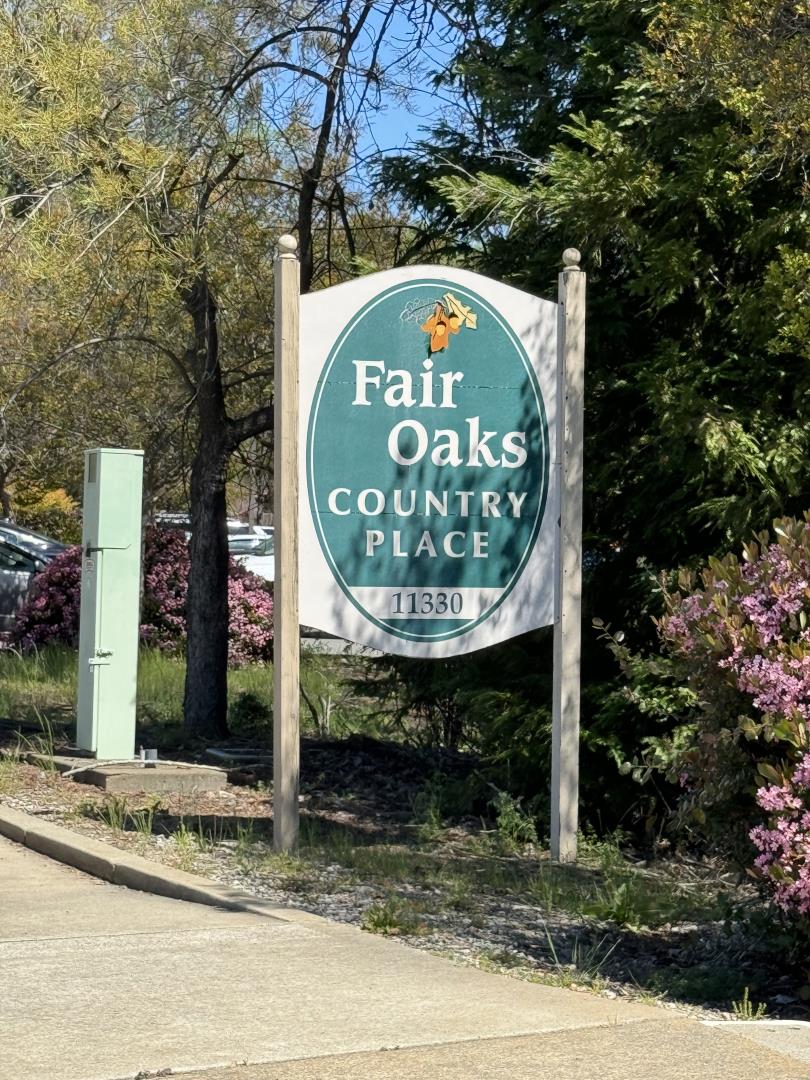 Detail Gallery Image 2 of 9 For 11330 Fair Oaks Blvd #102,  Fair Oaks,  CA 95628 - 2 Beds | 1 Baths