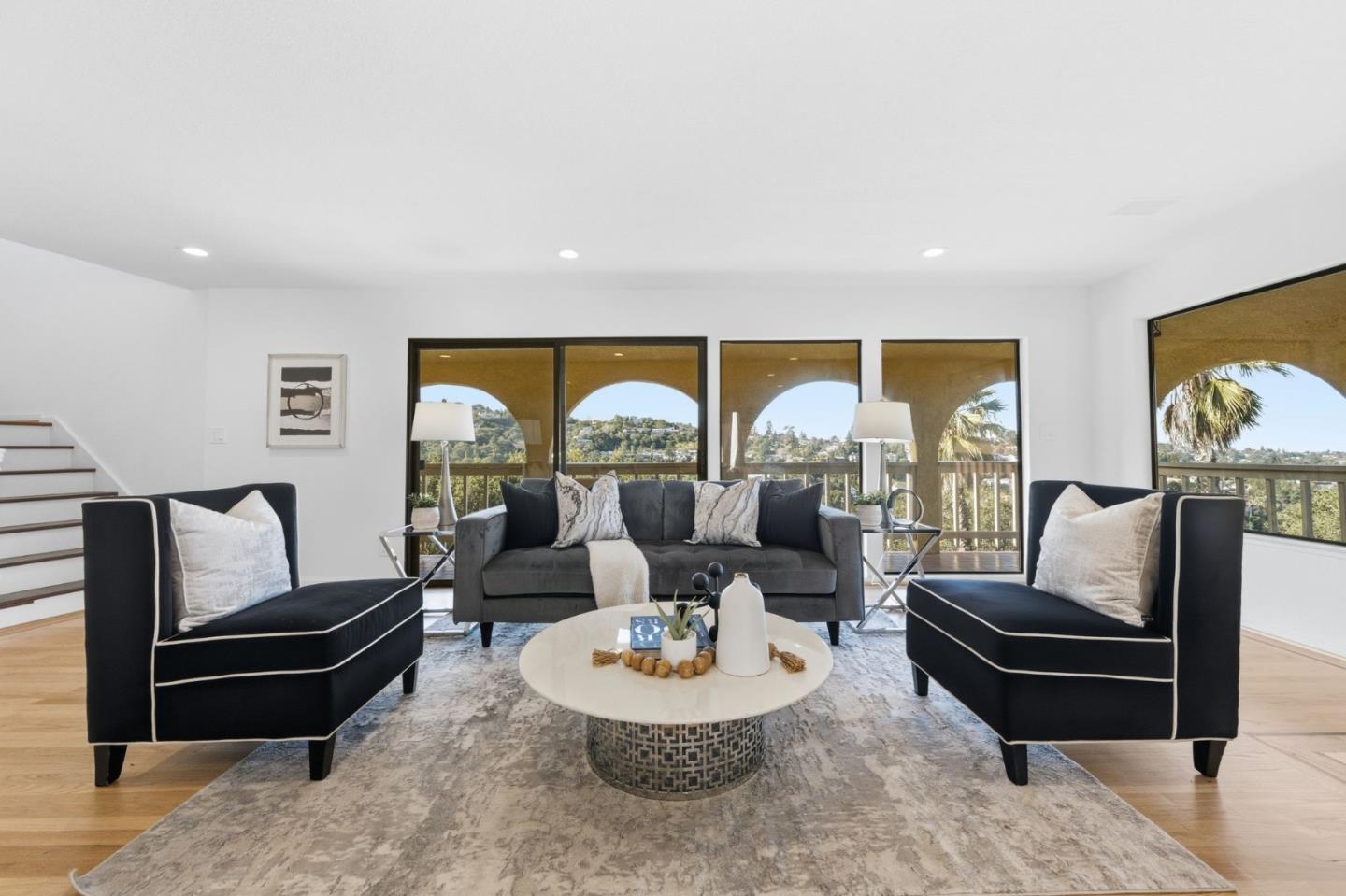 Detail Gallery Image 17 of 82 For 181 Coronado Ave, San Carlos,  CA 94070 - 4 Beds | 2/1 Baths