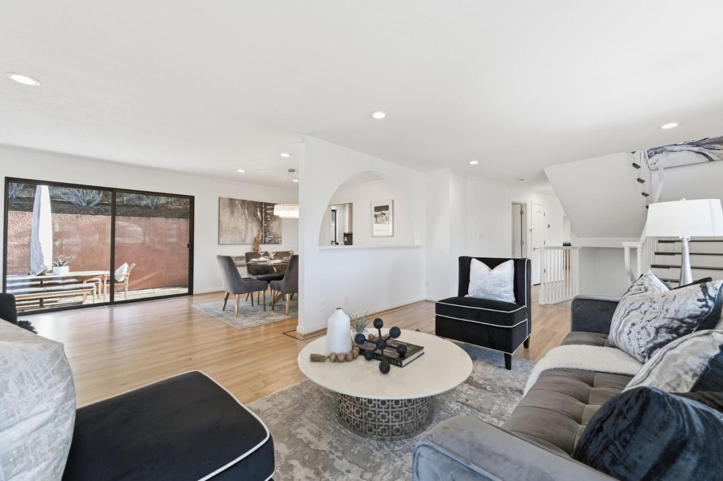 Detail Gallery Image 20 of 82 For 181 Coronado Ave, San Carlos,  CA 94070 - 4 Beds | 2/1 Baths