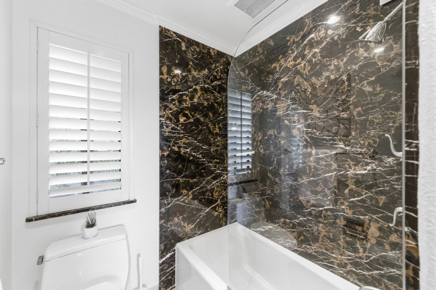 Detail Gallery Image 44 of 82 For 181 Coronado Ave, San Carlos,  CA 94070 - 4 Beds | 2/1 Baths