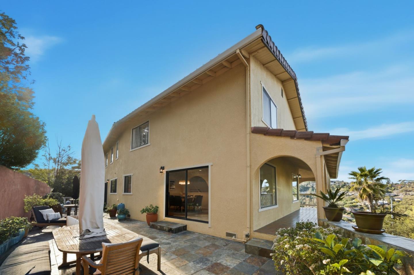 Detail Gallery Image 58 of 82 For 181 Coronado Ave, San Carlos,  CA 94070 - 4 Beds | 2/1 Baths