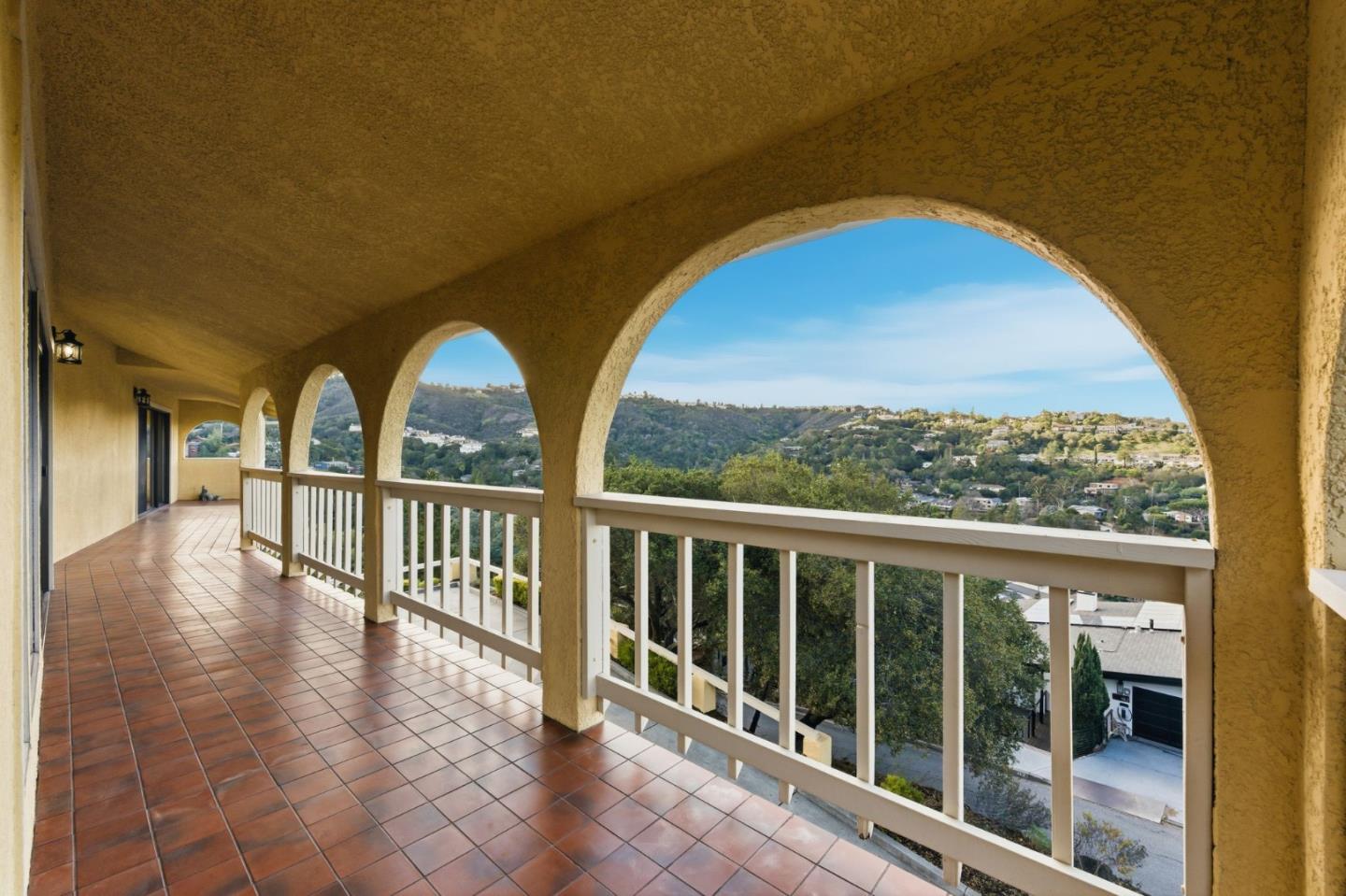 Detail Gallery Image 66 of 82 For 181 Coronado Ave, San Carlos,  CA 94070 - 4 Beds | 2/1 Baths