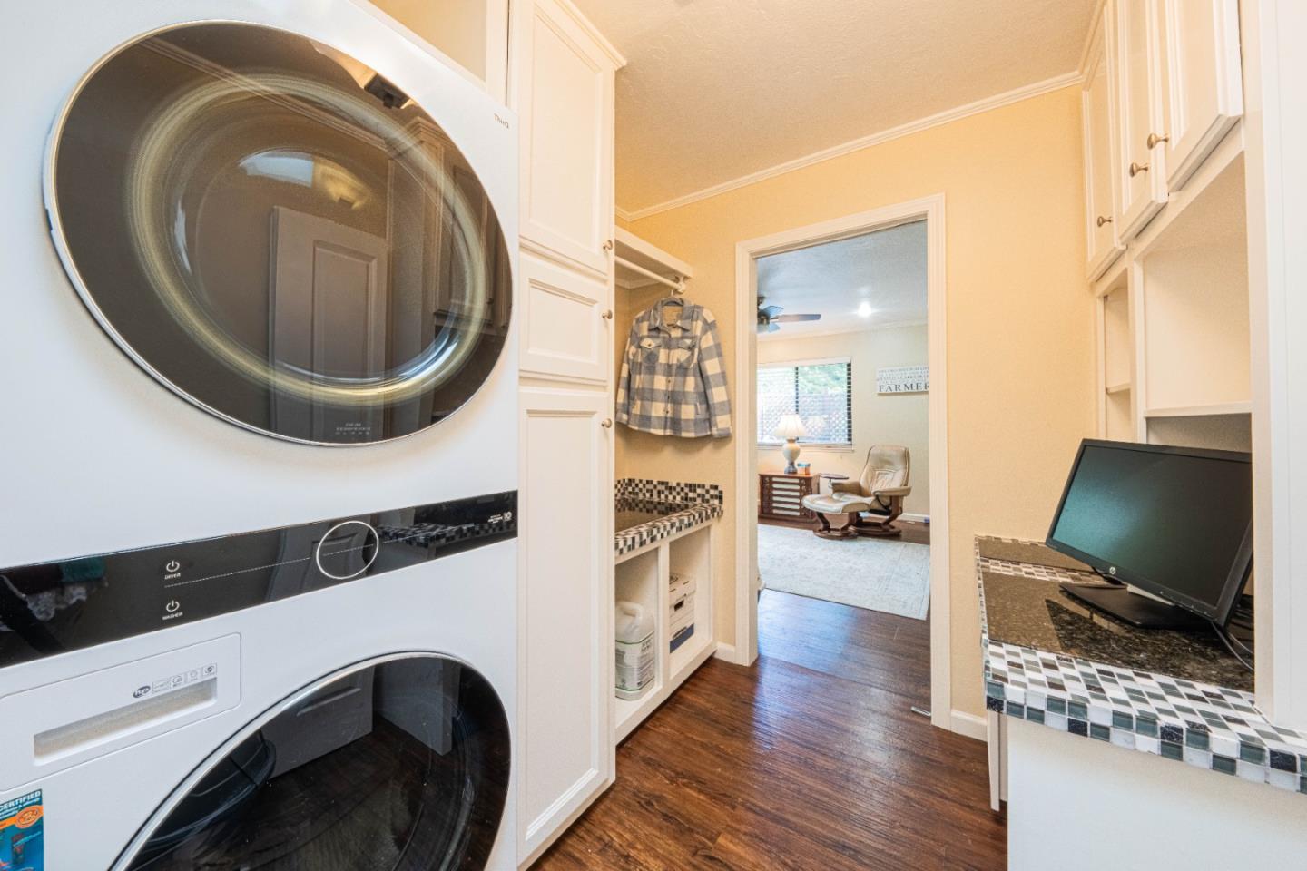 Detail Gallery Image 34 of 43 For 23799 Monterey Salinas Hwy #13,  Salinas,  CA 93908 - 2 Beds | 2 Baths