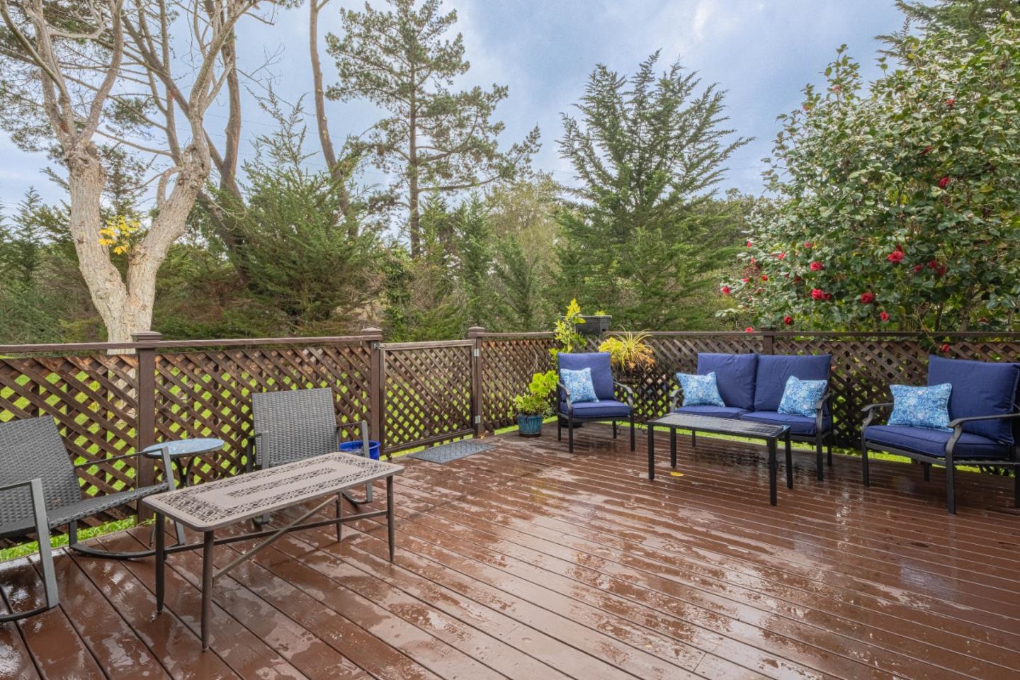 Detail Gallery Image 7 of 43 For 23799 Monterey Salinas Hwy #13,  Salinas,  CA 93908 - 2 Beds | 2 Baths