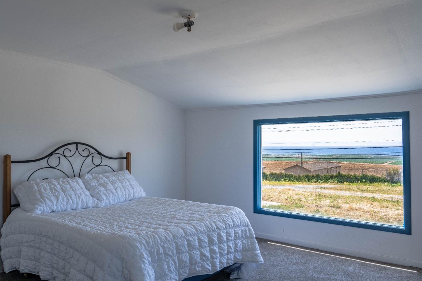 Detail Gallery Image 14 of 26 For 706 San Andreas Rd, Watsonville,  CA 95076 - 2 Beds | 2 Baths