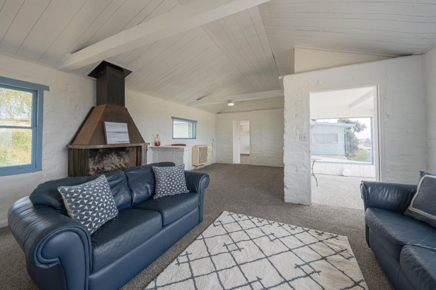 Detail Gallery Image 4 of 26 For 706 San Andreas Rd, Watsonville,  CA 95076 - 2 Beds | 2 Baths