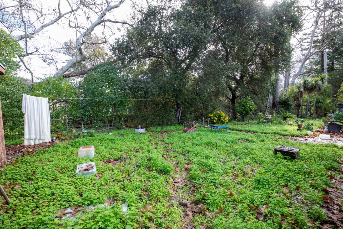 Detail Gallery Image 13 of 14 For 10252 Creston Dr, Cupertino,  CA 95014 - 4 Beds | 3 Baths