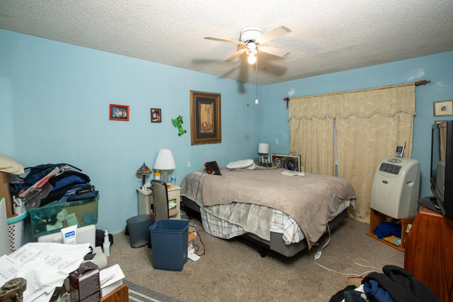 Detail Gallery Image 8 of 14 For 10252 Creston Dr, Cupertino,  CA 95014 - 4 Beds | 3 Baths