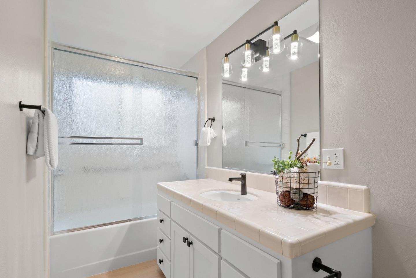 Detail Gallery Image 28 of 50 For 298 Vine Hill Rd, Santa Cruz,  CA 95065 - 4 Beds | 2 Baths