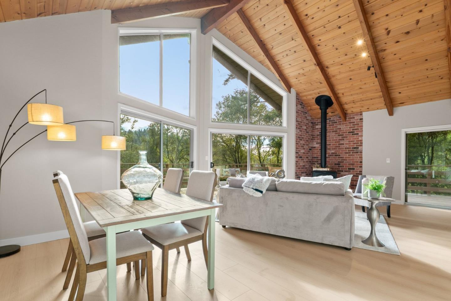 Detail Gallery Image 7 of 50 For 298 Vine Hill Rd, Santa Cruz,  CA 95065 - 4 Beds | 2 Baths