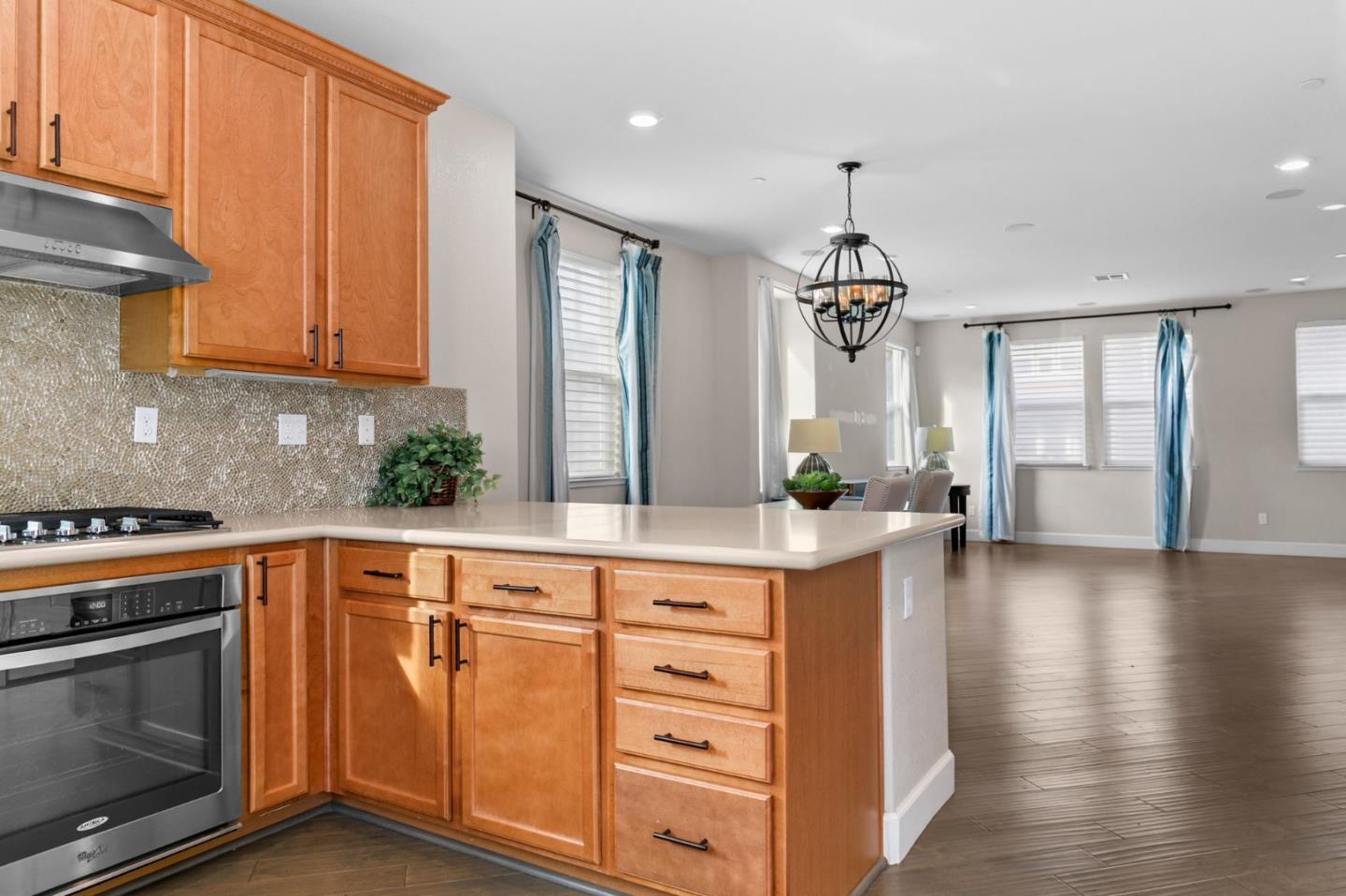 Detail Gallery Image 18 of 52 For 1038 Giacomo Ln, San Jose,  CA 95131 - 4 Beds | 3/1 Baths