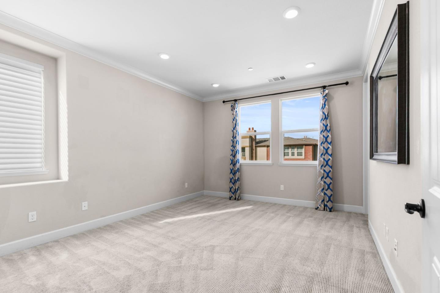 Detail Gallery Image 25 of 52 For 1038 Giacomo Ln, San Jose,  CA 95131 - 4 Beds | 3/1 Baths