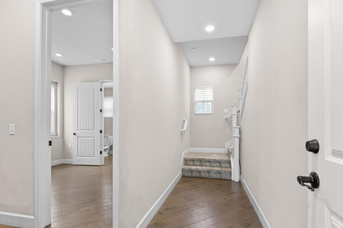 Detail Gallery Image 41 of 52 For 1038 Giacomo Ln, San Jose,  CA 95131 - 4 Beds | 3/1 Baths