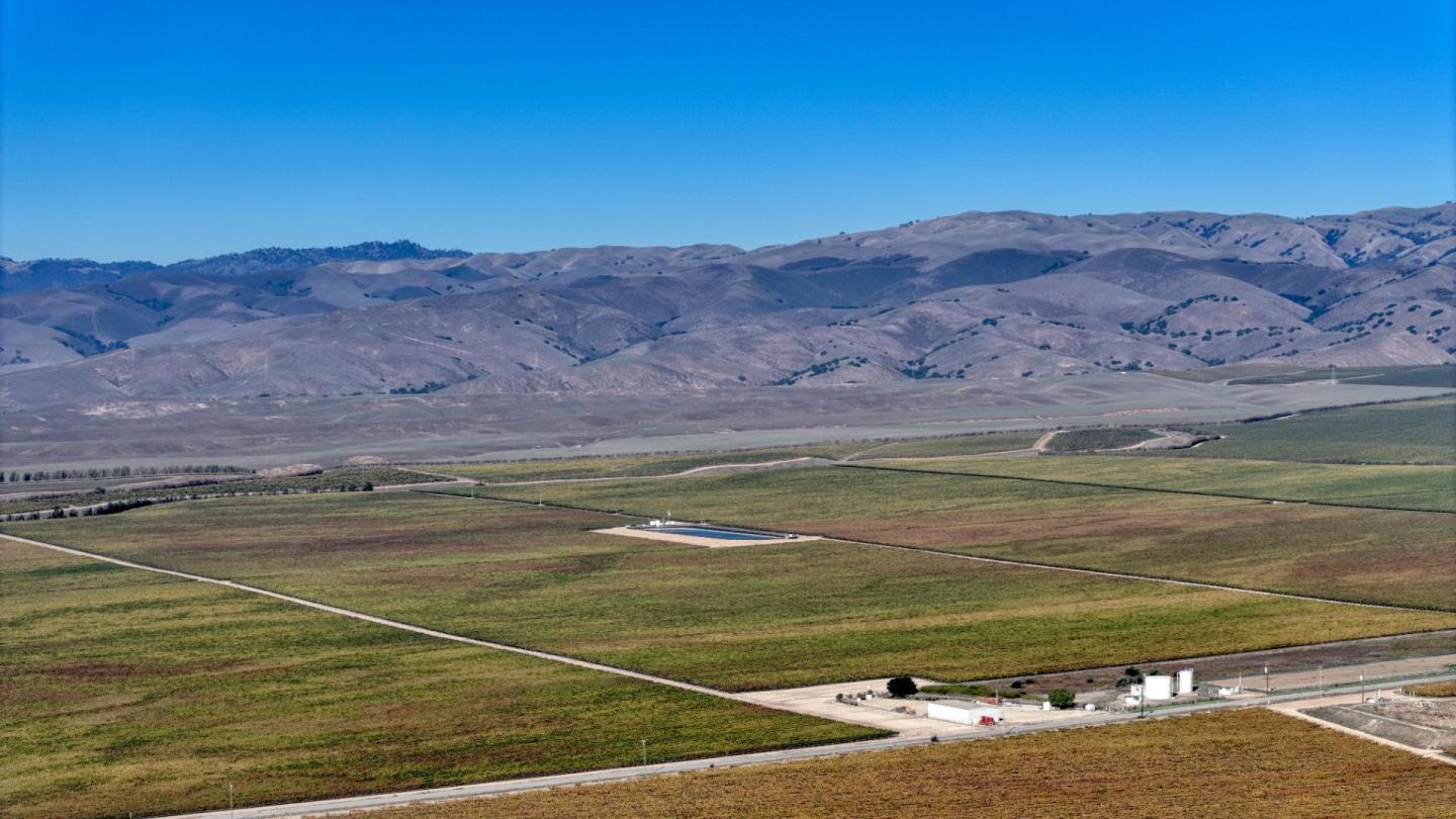 Detail Gallery Image 2 of 9 For 33155 Gloria Rd, Gonzales,  CA 93926 - – Beds | – Baths