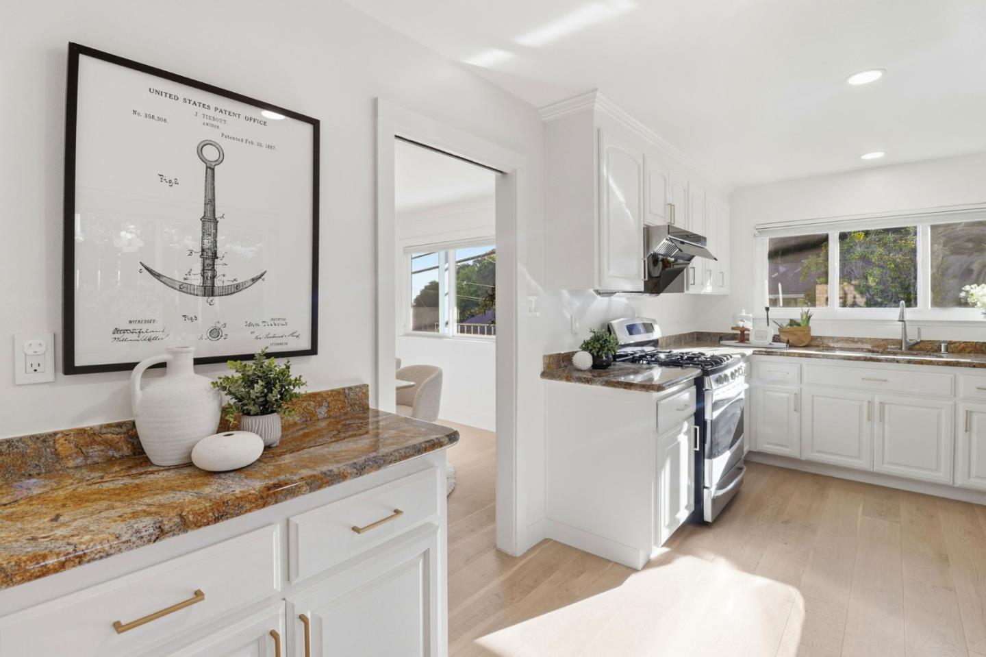 Detail Gallery Image 17 of 71 For 3236 Brittan Ave, San Carlos,  CA 94070 - 3 Beds | 2 Baths