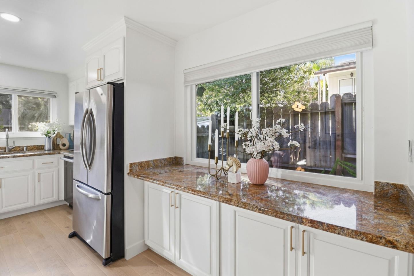 Detail Gallery Image 18 of 71 For 3236 Brittan Ave, San Carlos,  CA 94070 - 3 Beds | 2 Baths