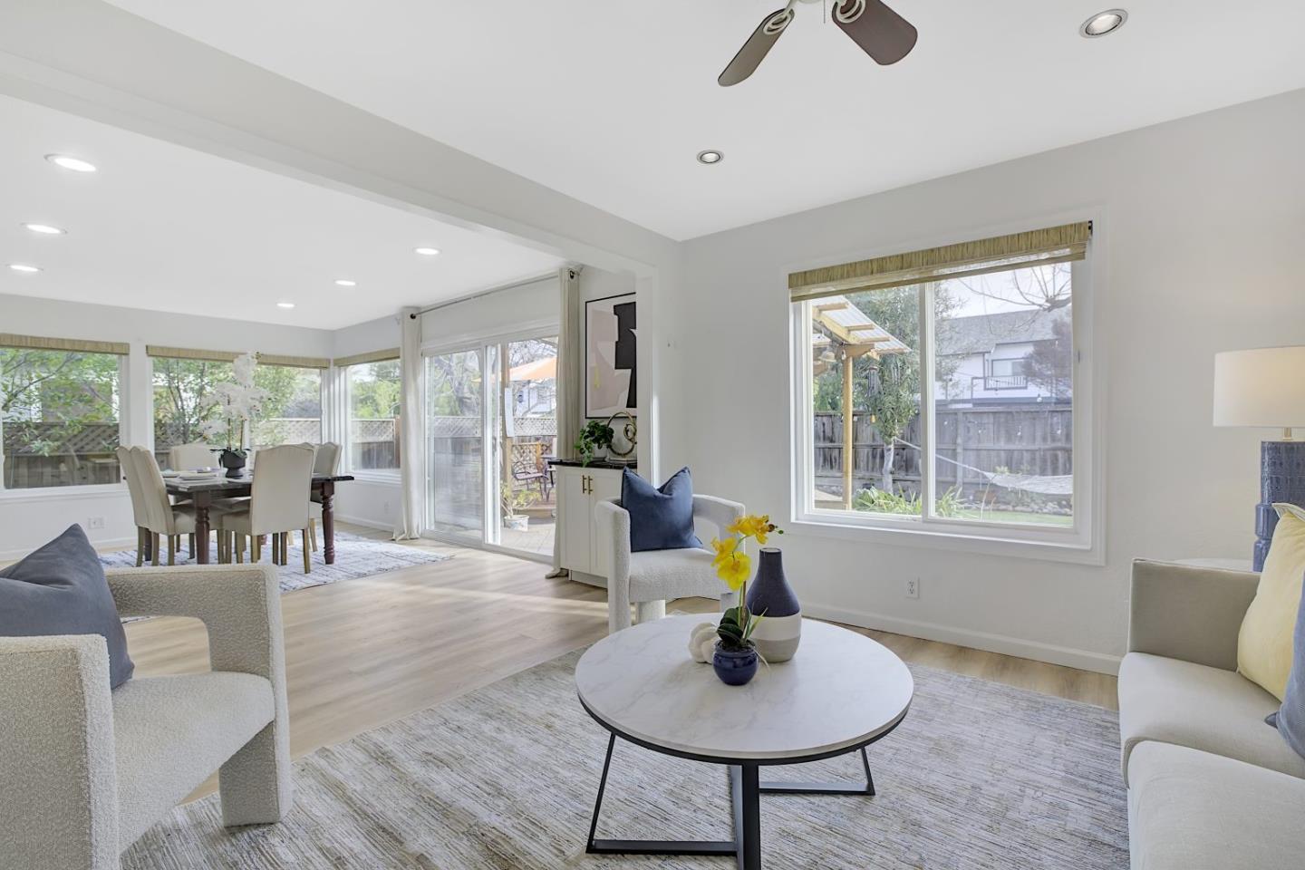 Detail Gallery Image 13 of 37 For 4688 Holycon Cir, San Jose,  CA 95136 - 5 Beds | 2/1 Baths