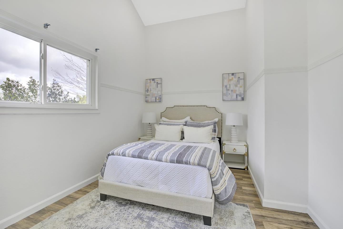 Detail Gallery Image 20 of 37 For 4688 Holycon Cir, San Jose,  CA 95136 - 5 Beds | 2/1 Baths